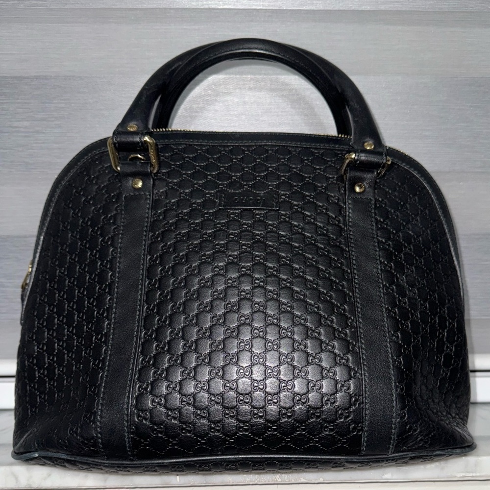 Authentic Gucci Logo Leather Black bag